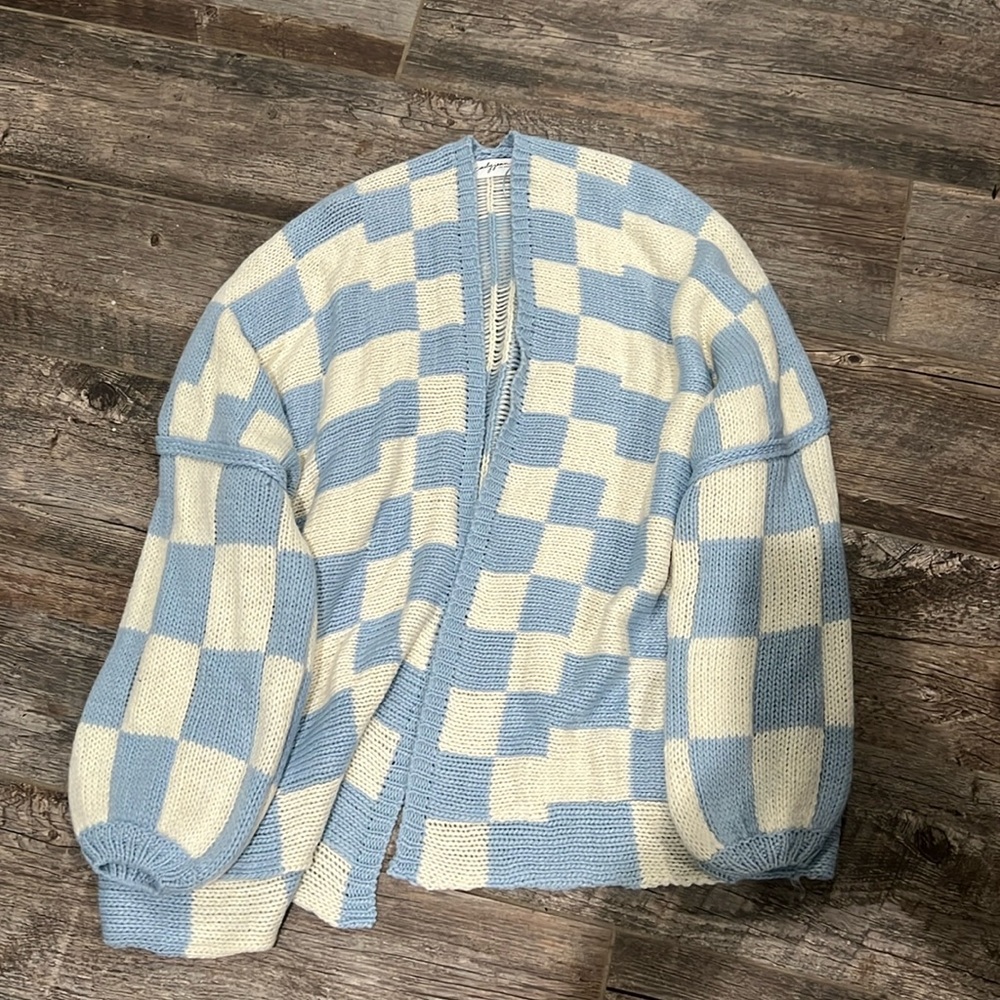 Carly Jean Los Angelas cardigan. Size Small. Never worn!